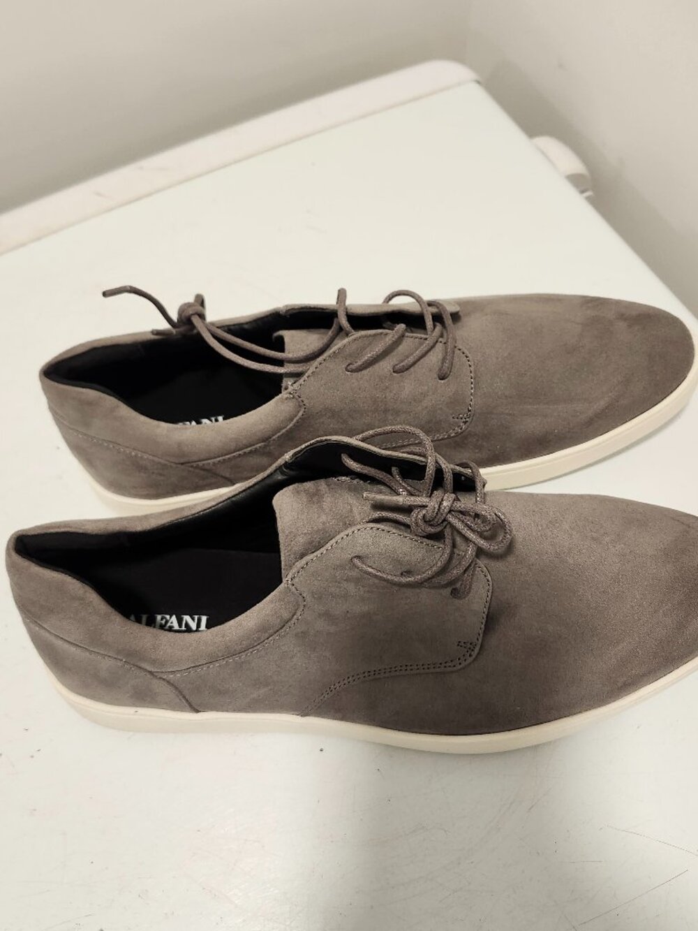 Alfani Men Low Top Laced up Sneaker